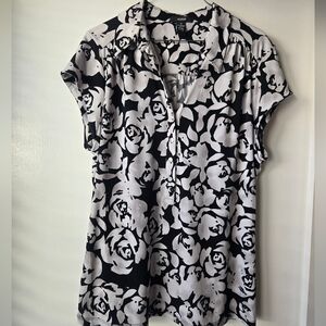 Alfani Black and White Floral Top Size XL